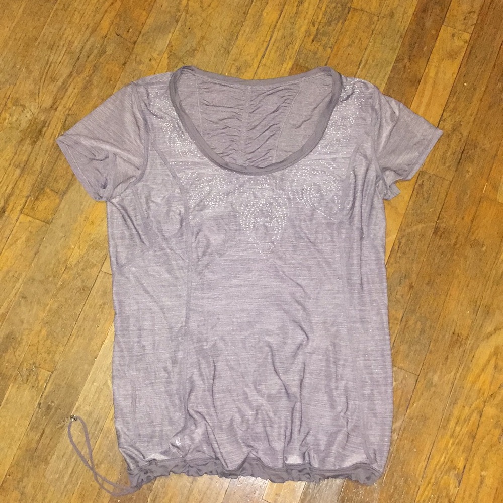 Lululemon light purple top